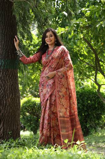 Red Desi Tussar Silk Saree With printed pattern Pallu And Zari Weaving Border With Blouse