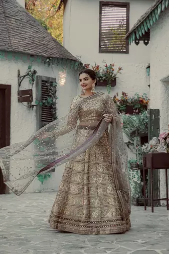 Designer Bollywood Style Wedding Wear Lehenga Choli
