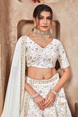 Bollywood Style Wedding Lehenga Choli 4