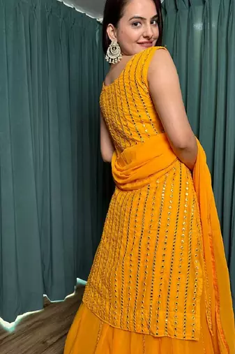 Stylish Lehenga Top for Wedding and Party Wear