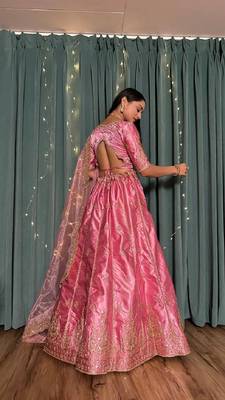 Bollywood Style Wedding Lehenga Choli for Bride 2