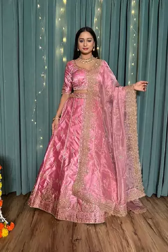 Designer Bollywood Style Wedding Lehenga Choli for Bride