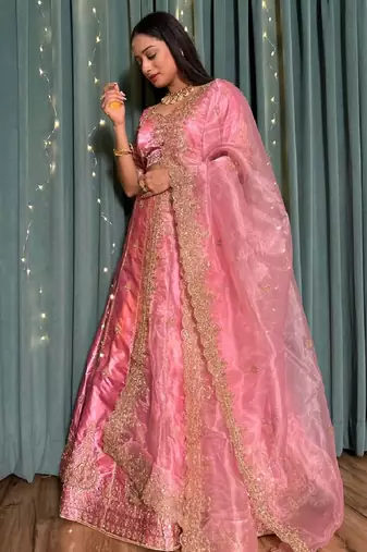 Designer Bollywood Style Wedding Lehenga Choli for Bride