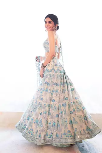 Designer Bollywood Style Wedding Wear Lehenga Choli