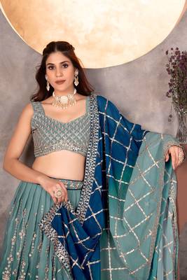 Designer Bollywood Style Wedding Wear Lehenga Choli 3