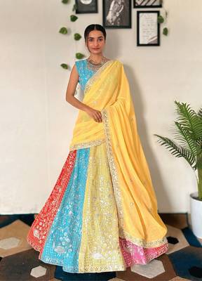 Bollywood Style Wedding Wear Lehenga Choli 2