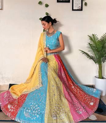 Bollywood Style Wedding Wear Lehenga Choli 3