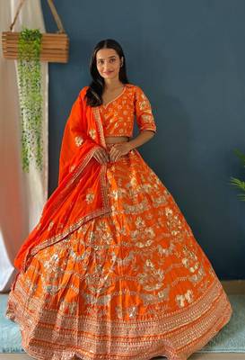 Designer Bollywood Style Wedding Wear Lehenga Choli 1