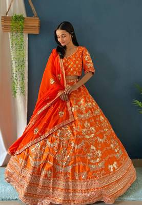 Designer Bollywood Style Wedding Wear Lehenga Choli 2