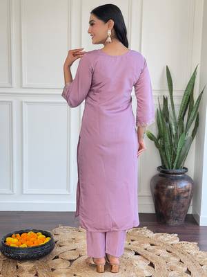 Onion pink chanderi heavy thread embroidery work with printed dupatta kurta pant set 3