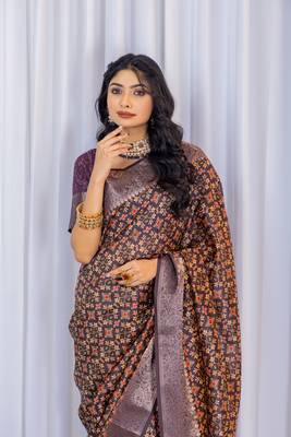 Multi zari geomatric woven silk blend saree with blouse 4