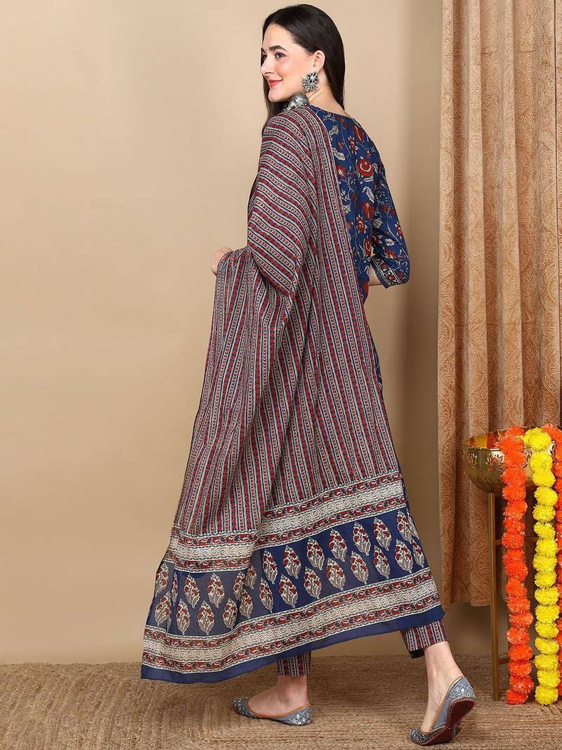 women blue rayon blend floral printed straight kurta trousers with dupatta