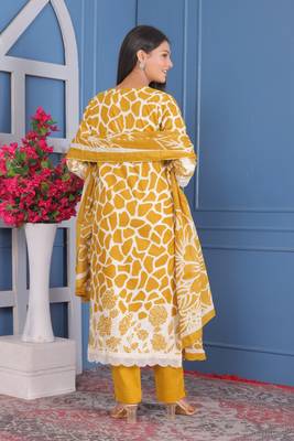 Mustard floral printed aline kurta pant with dupatta set 2
