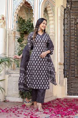 Grey Printed Pure Cotton Straight Kurti Pant and Dupatta Set 3