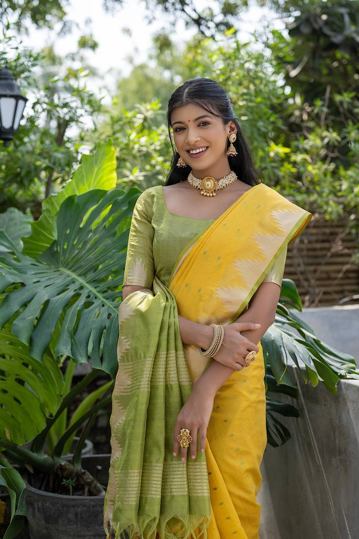 Yellow bangali style Semi Tussar Silk Bland Temple Border & contrust Pallu Saree With Blouse