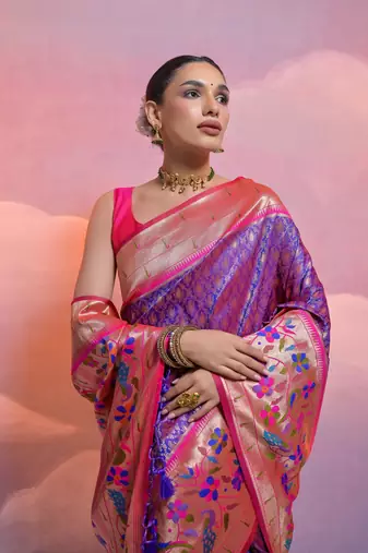 Royal Blue Soft Banarasi Saree With Kanjivaram Weaving Texture And Contrast Weaving Border With Blouse