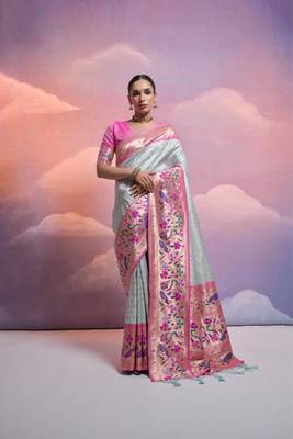 Sea Green Soft Banarasi Saree With Kanjivaram Weaving Texture And Contrast Weaving Border With Blouse 1