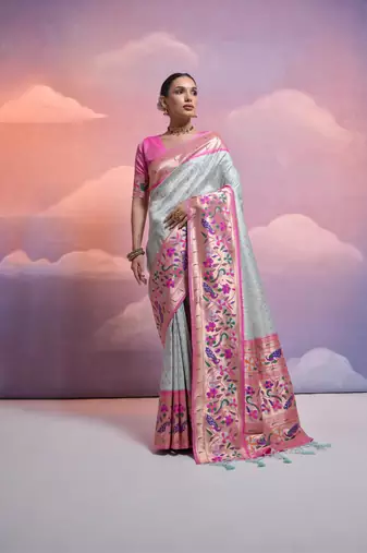 Sea Green Soft Banarasi Saree With Kanjivaram Weaving Texture And Contrast Weaving Border With Blouse