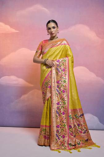 Yellow Soft Banarasi Saree With Kanjivaram Weaving Texture And Contrast Weaving Border With Blouse