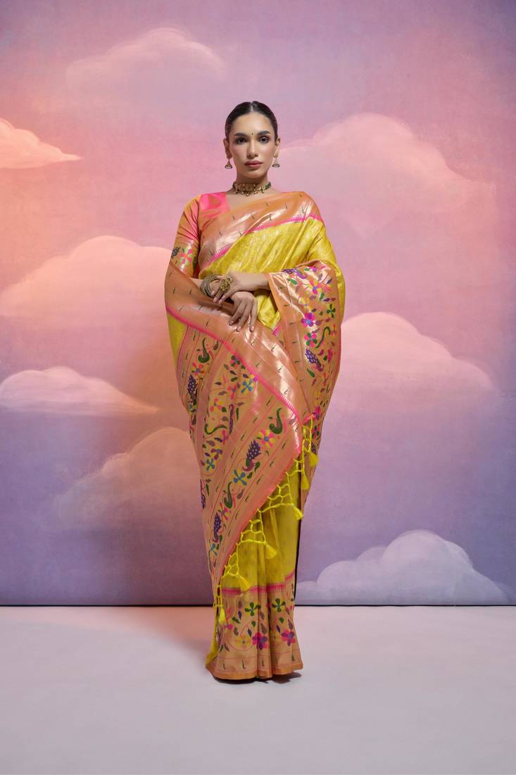 Yellow Soft Banarasi Saree With Kanjivaram Weaving Texture And Contrast Weaving Border With Blouse