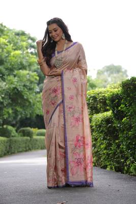 Off White Gujarti Style Tussar Silk bland Floral Printe Pallu & Border Saree With Blouse 1