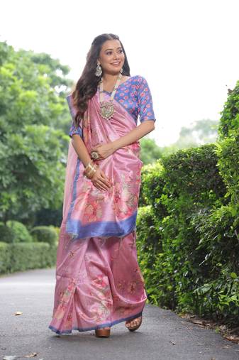 Pink Gujarti Style Tussar Silk bland Floral Printe Pallu & Border Saree With Blouse