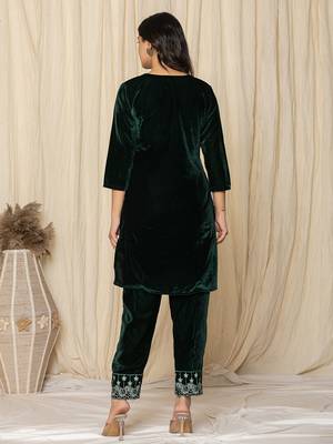  green embroidered velvet co-ord set 3