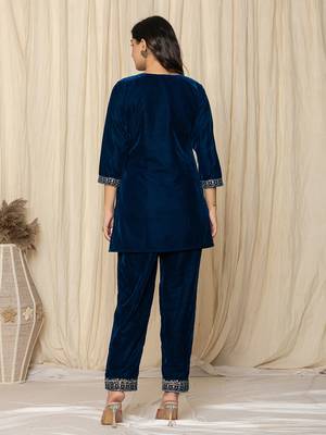  blue velvet embroidered co-ord set 3