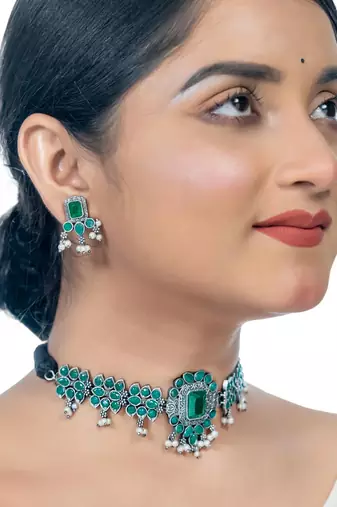 Pearl stone emerald green choker set indian temple jewellery, gift for her ethnic choker set, kemp jewelry