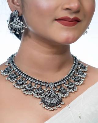 Oxidised white stone necklace set, indian jewellery, south indian jewellery, pearl necklace set 3