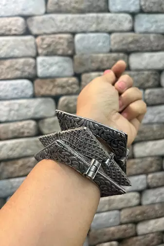 Indian square kada openable bangle set silver plated hand kada bracelet antique silver look kada broad bracelet