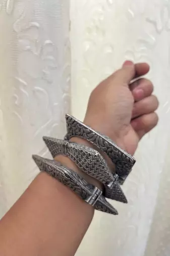 Indian square kada openable bangle set silver plated hand kada bracelet antique silver look kada broad bracelet