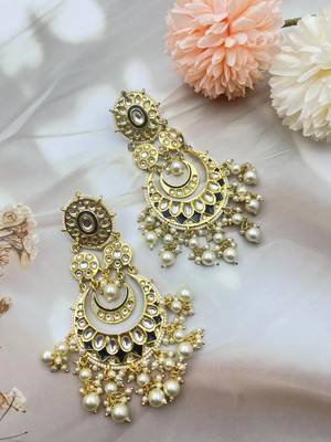 Kundan and pearl dangle earrings, chand earrings, indian wedding earrings, bridal jewelry moon shaped earrings 1