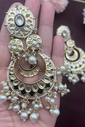 Kundan and pearl dangle earrings, chand earrings, indian wedding earrings, bridal jewelry moon shaped earrings