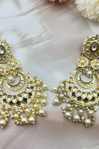 Kundan and pearl dangle earrings, chand earrings, indian wedding earrings, bridal jewelry moon shaped earrings
