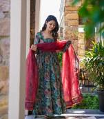 MULTY COLOUR DIGITAL  MUSLIN PRINT   SUIT SET 