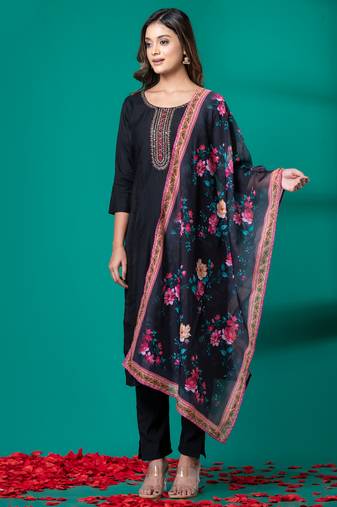 Ruh women's traditional silk blend kurti pant with dupatta