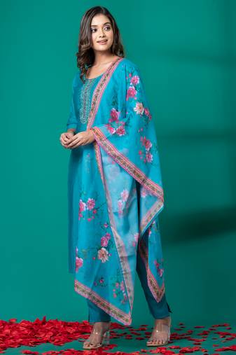 Ruh women's traditional silk blend kurti pant with dupatta