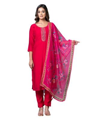 Ruh women's traditional silk blend kurti pant with dupatta 2