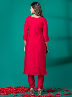 Ruh women's traditional silk blend kurti pant with dupatta 3