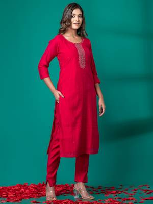 Ruh women's traditional silk blend kurti pant with dupatta 4