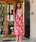 Magenta printed cotton round neck kurta sets