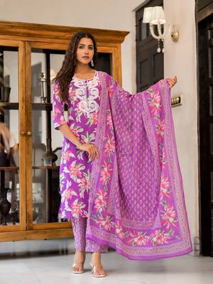 Purple printed cotton round neck kurta sets 3