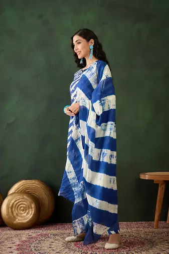 Navy blue printed cotton v neck kurta sets