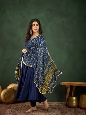 Navy blue plain viscose rayon round neck kurta sets 3