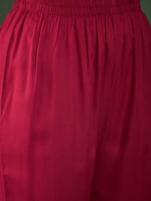 Maroon plain viscose rayon round neck kurta sets 4