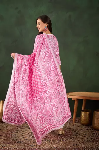 Pink printed cotton round neck kurta sets