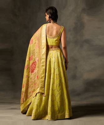 Laya lehenga set with dupatta - green 5