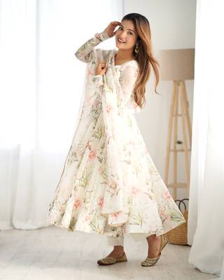 PURE SOFT ORGANJA SILK FABRIC FULLY FLAIR KALI PATTERN AND CANVAS PATTA WITH DUPPTA SET,PENT READY TO WEAR 3