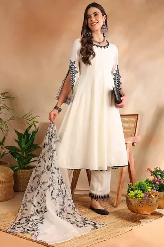 Women White solid silk blend embroidered fancy flared kurta trousers with dupatta